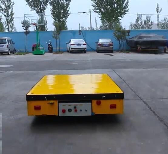 <b>无线遥控器使用说明</b>
